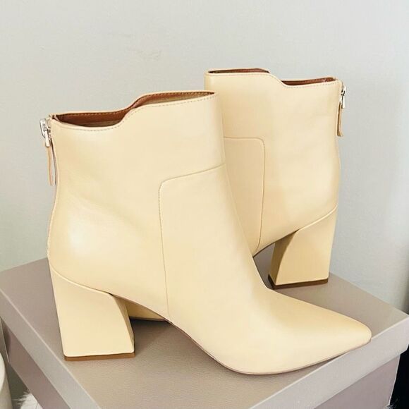 FRANCO SARTO Venture Leather Bootie Boot, Beige/White, Block Heel, Size 9, NWT - Picture 9 of 16
